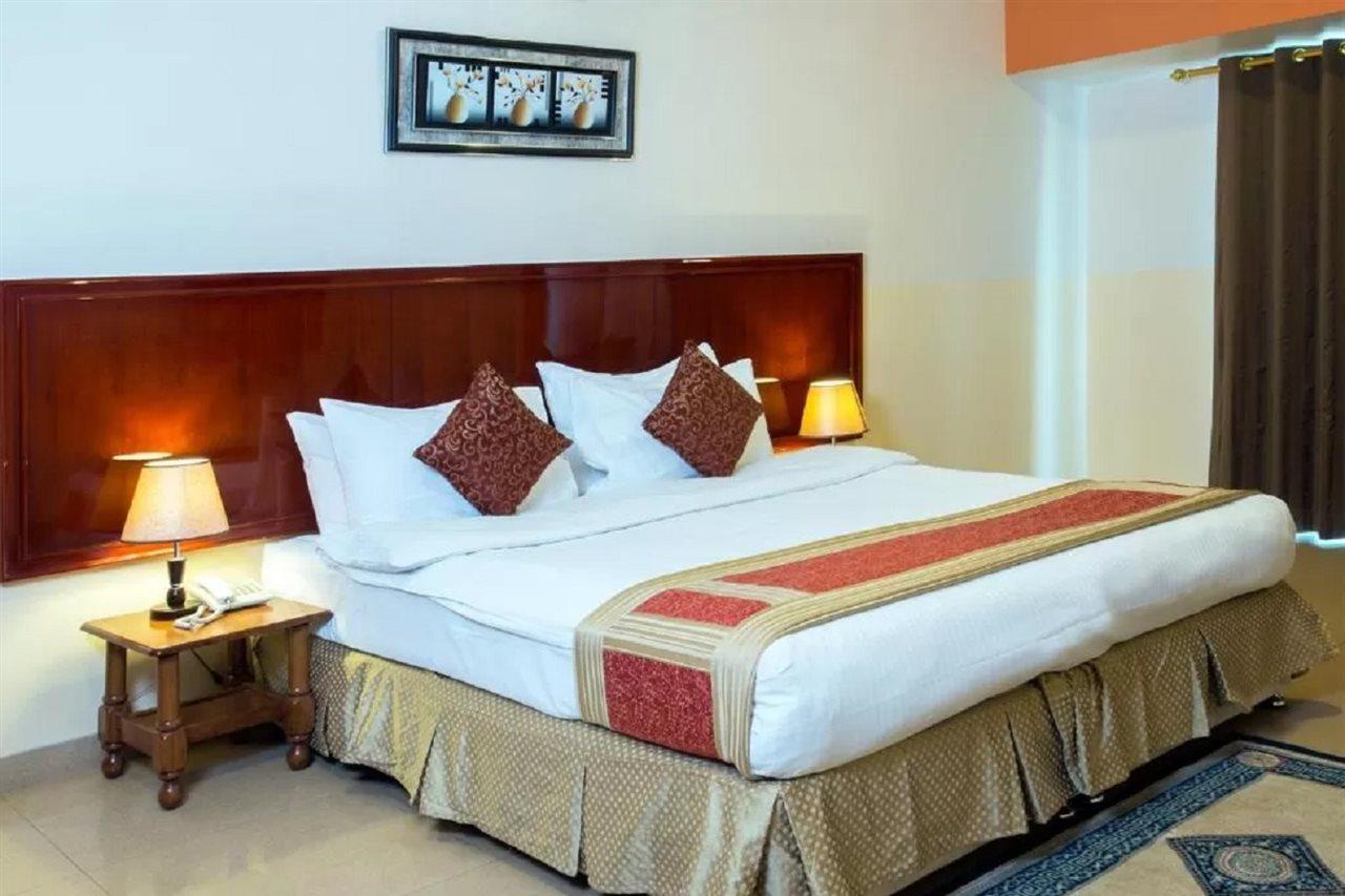 Safeer Plaza Aparthotel
