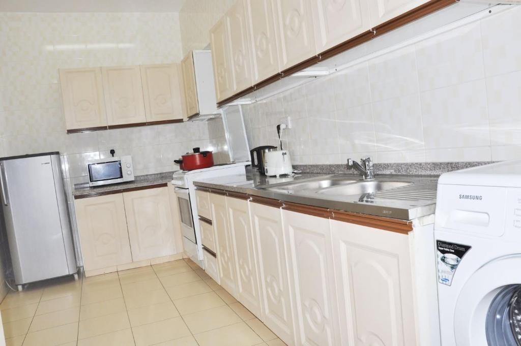 Safeer Plaza 3* Mascate